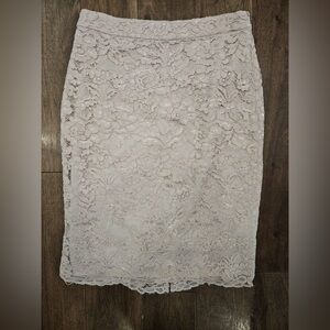 The Limited Size 6 PINK lace pencil skirt